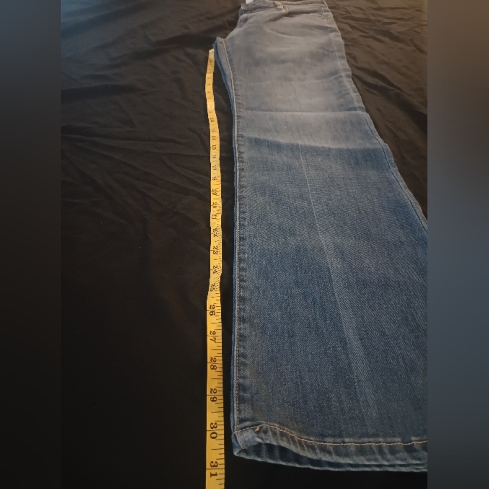 Amazon Essential Jeans - Picture 7 of 8